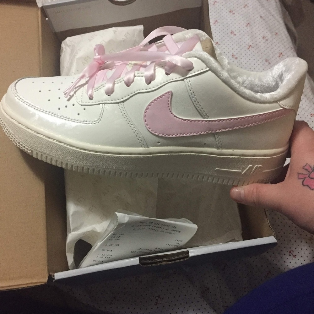 Nike shoes